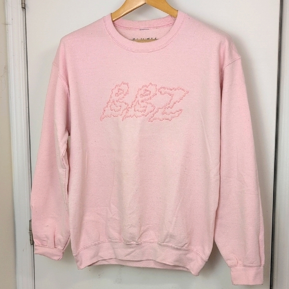 Sweaters - PINK CREW NECK SWEATER SIZE MEDIUM